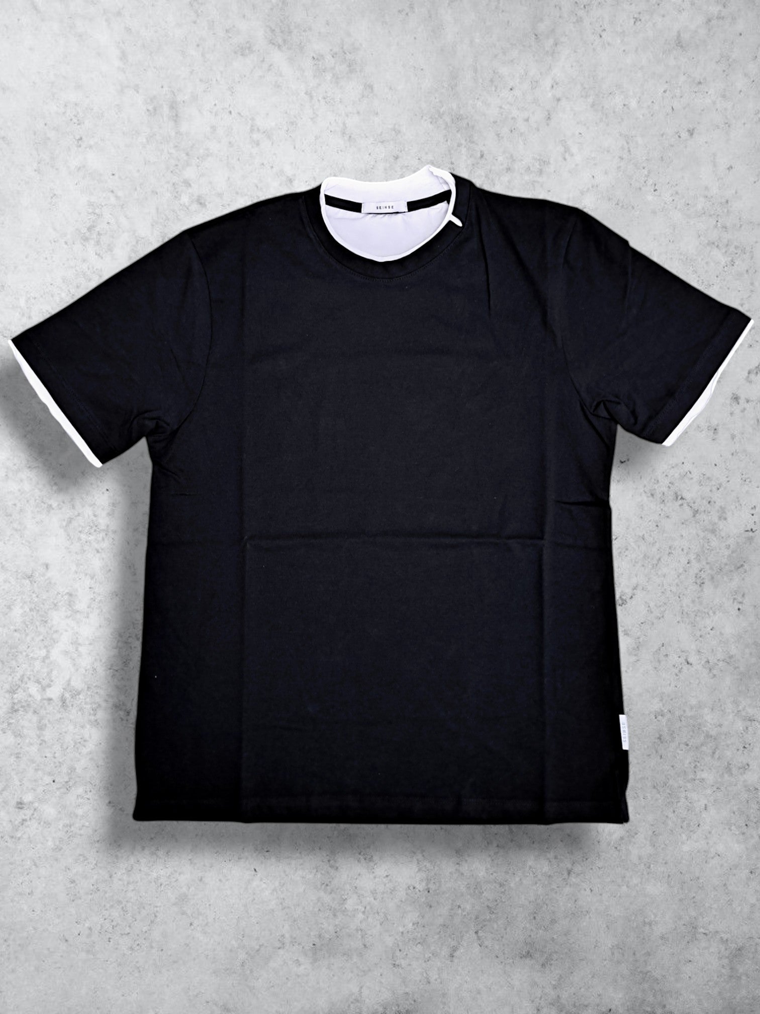 T- SHIRT CONTRASTI Nero