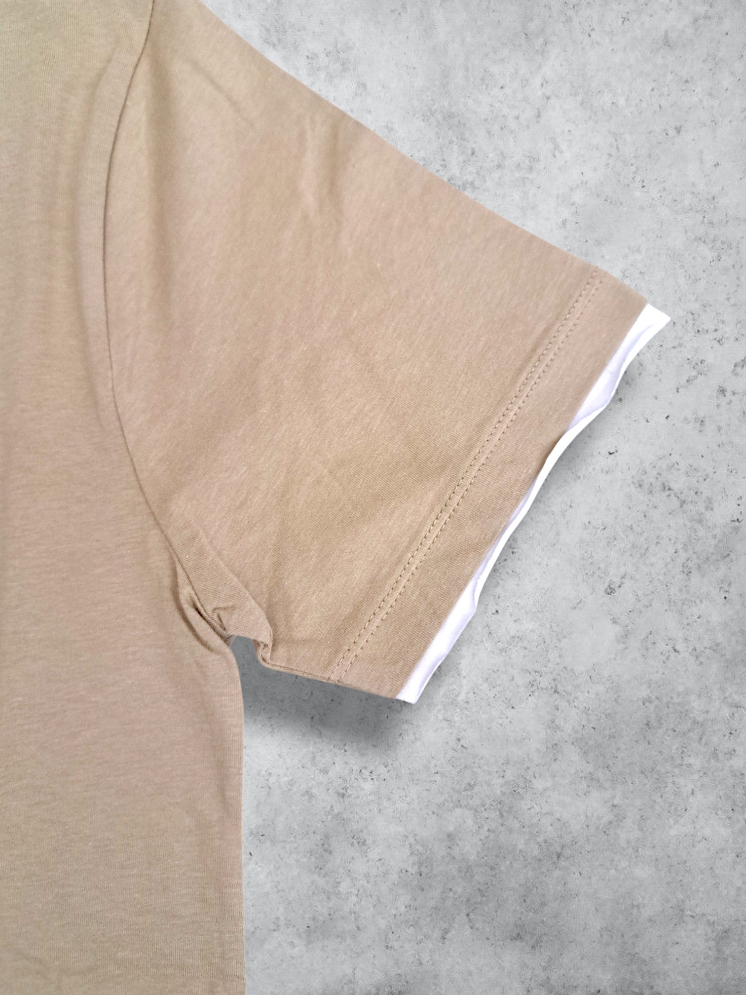 T- SHIRT CONTRASTI Beige