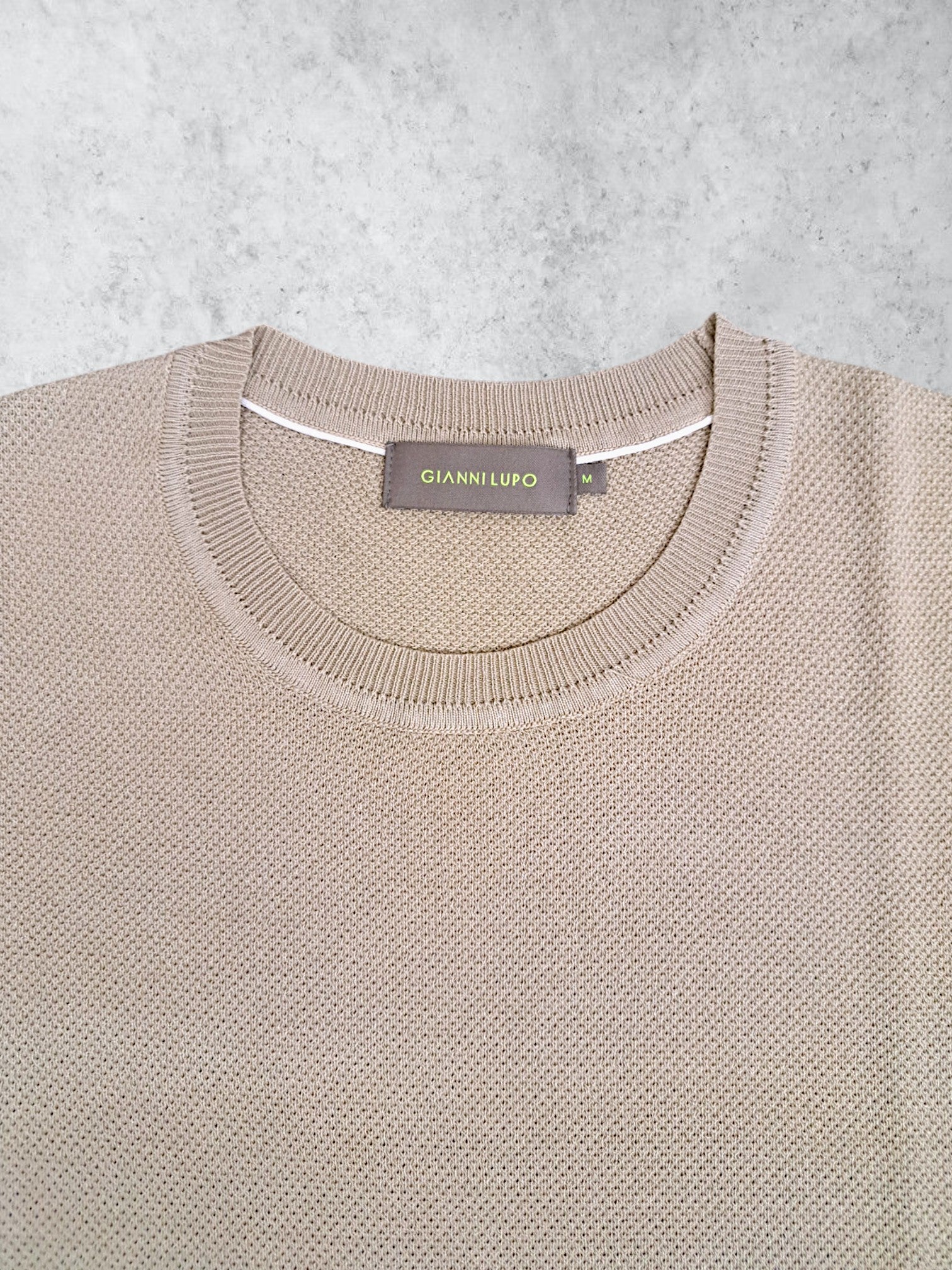 T-SHIRT IN MAGLIA LAVORATA Beige