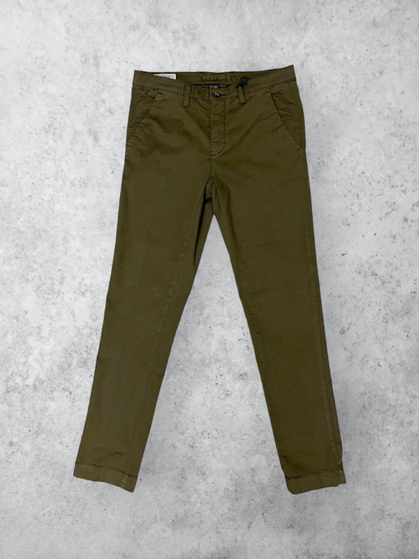 CHINOS SLIM FIT VERDE MILITARE